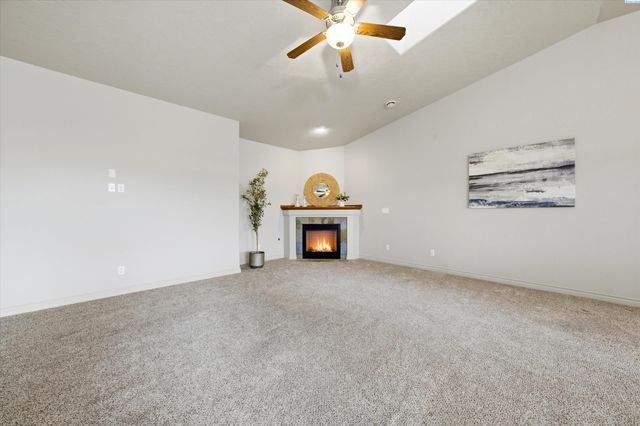 9408 Majestia Lane, Pasco, WA 99301