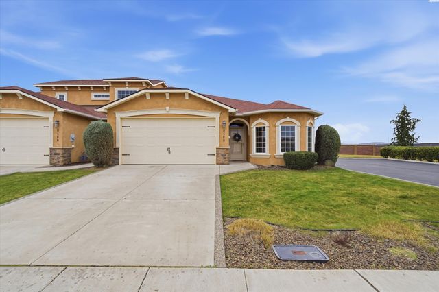 9408 Majestia Lane, Pasco, WA 99301