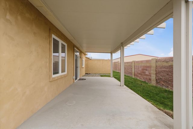 9408 Majestia Lane, Pasco, WA 99301