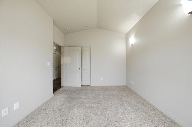 9408 Majestia Lane, Pasco, WA 99301