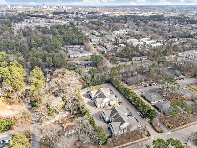 1305 Kent Road 101, Raleigh, NC 27606