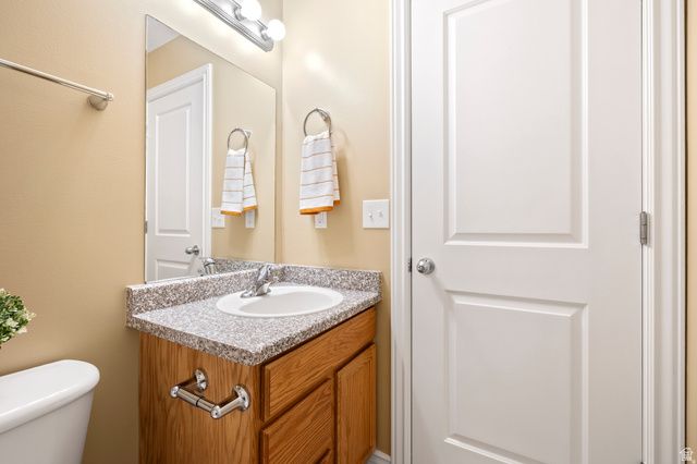 72 E 7320 S, Midvale, UT 84047