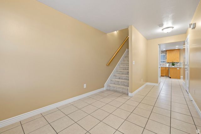 72 E 7320 S, Midvale, UT 84047
