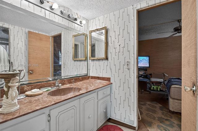 3772 Inverrary Boulevard 101, Lauderhill, FL 33319