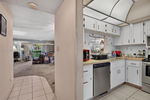 3772 Inverrary Boulevard 101, Lauderhill, FL 33319