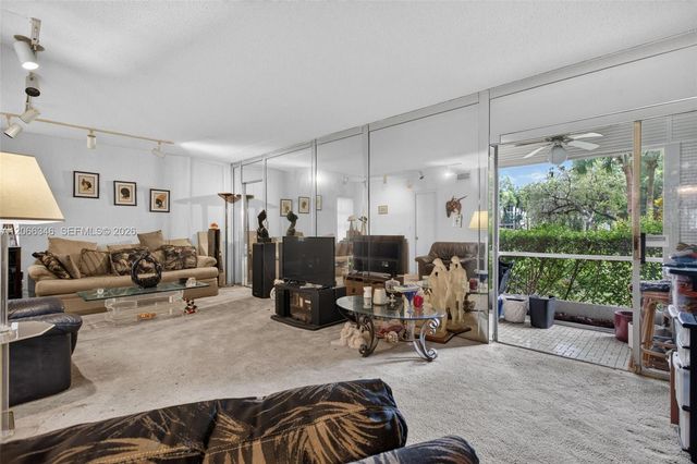 3772 Inverrary Boulevard 101, Lauderhill, FL 33319
