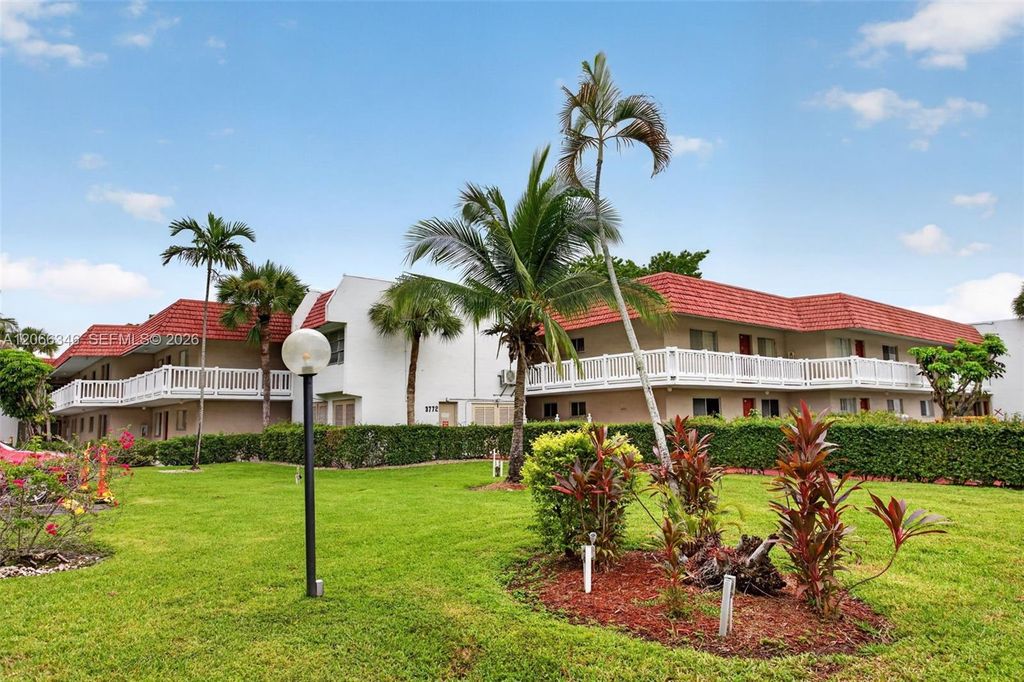 3772 Inverrary Boulevard 101, Lauderhill, FL 33319