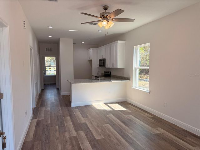 939 MOTON AVENUE, Sanford, FL 32771