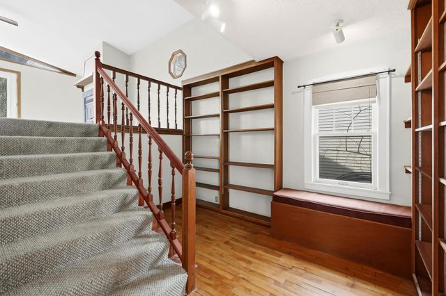 6904 Morgan Avenue S, Richfield, MN 55423