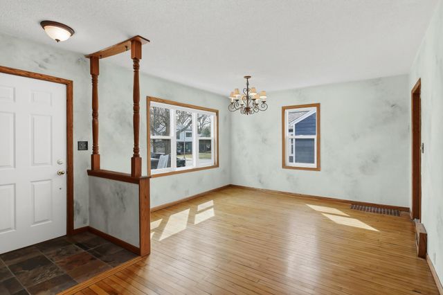 6904 Morgan Avenue S, Richfield, MN 55423