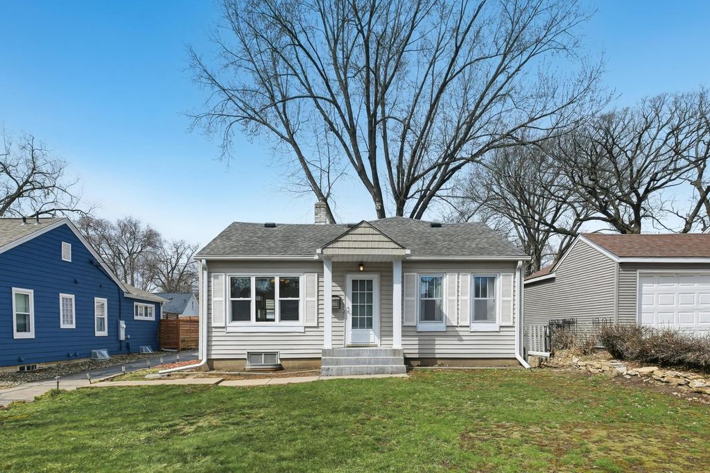 6904 Morgan Avenue S, Richfield, MN 55423