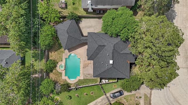 207 Cheddington Drive, Katy, TX 77450