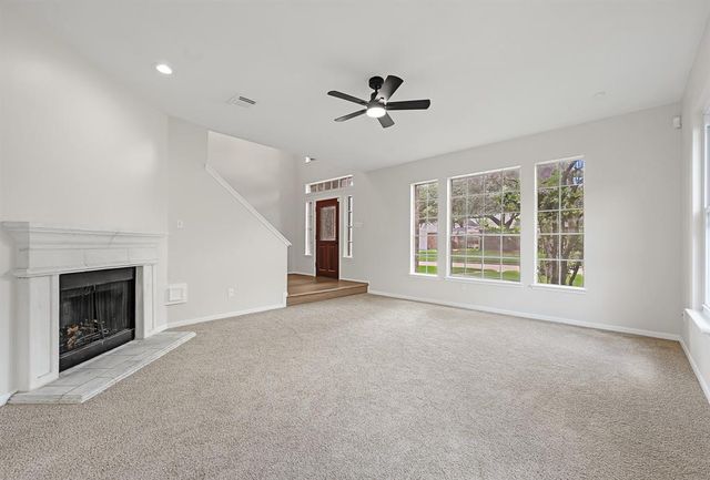207 Cheddington Drive, Katy, TX 77450