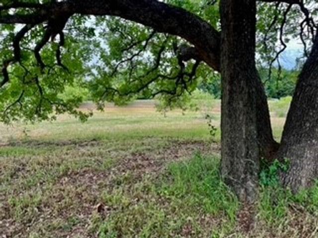 3635 County Road 424, Cleburne, TX 76031