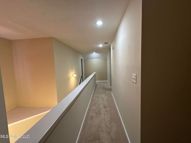 211 Fairway Trace Drive, Hernando, MS 38632