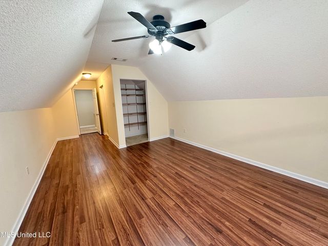 211 Fairway Trace Drive, Hernando, MS 38632