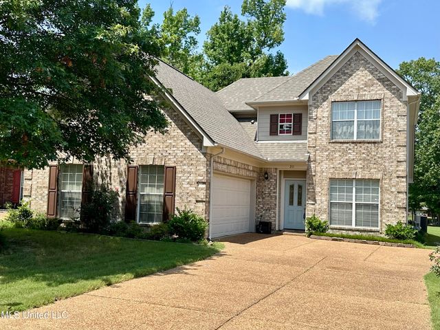 211 Fairway Trace Drive, Hernando, MS 38632