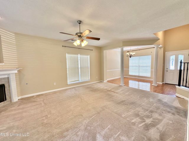 211 Fairway Trace Drive, Hernando, MS 38632