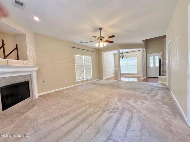 211 Fairway Trace Drive, Hernando, MS 38632