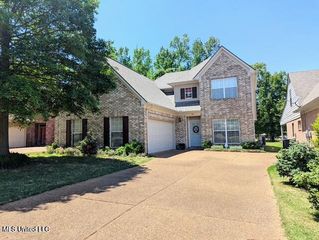 211 Fairway Trace Drive, Hernando, MS 38632