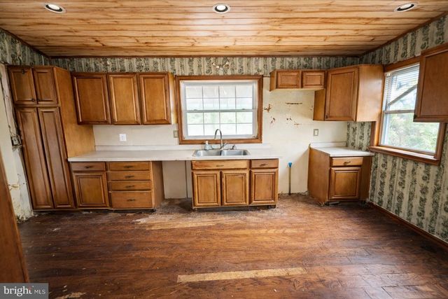 67 TANSBORO RD, Berlin, NJ 08009
