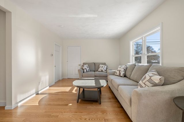 701 Mill Street, Marion, MA 02738