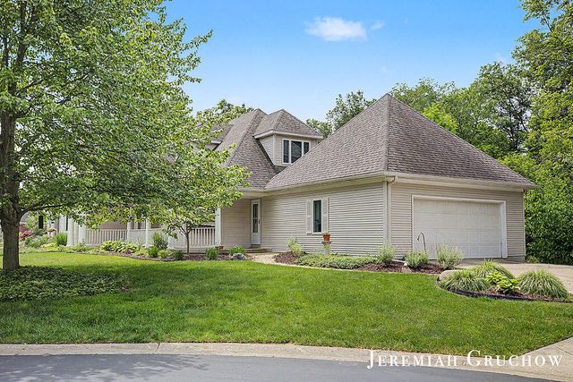 3333 Falcon Bluff Court Ne, Grand Rapids Twp, MI 49525
