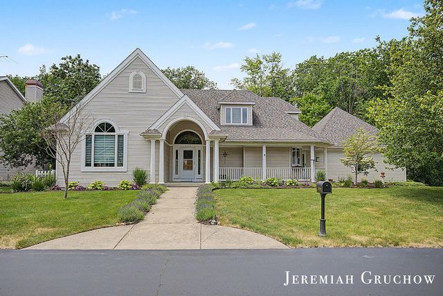 3333 Falcon Bluff Court Ne, Grand Rapids Twp, MI 49525