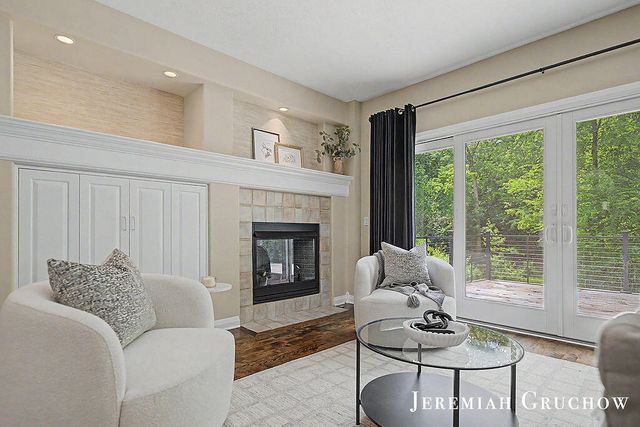 3333 Falcon Bluff Court Ne, Grand Rapids Twp, MI 49525