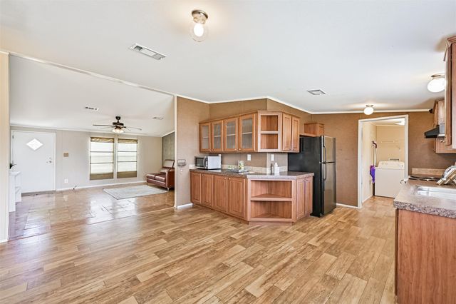 1036 9th Street, Dickinson, TX 77539