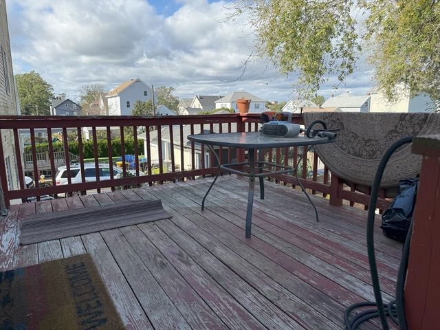 102 Vestal St, Fall River, MA 02720