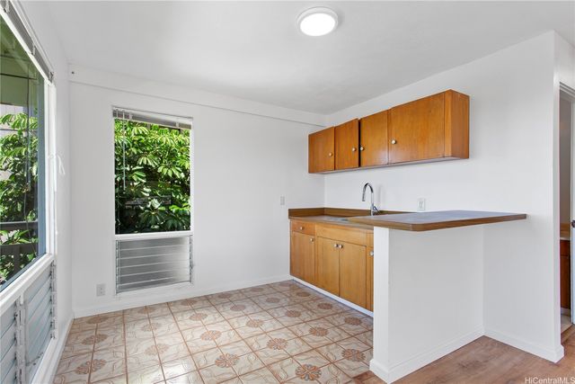 1484 Halekoa Drive, Honolulu, HI 96821