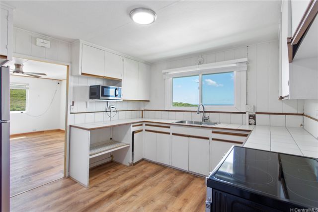 1484 Halekoa Drive, Honolulu, HI 96821