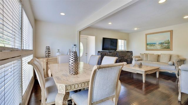 10058 Sunland Boulevard, Sunland, CA 91040