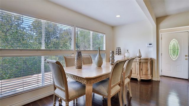 10058 Sunland Boulevard, Sunland, CA 91040