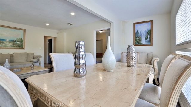 10058 Sunland Boulevard, Sunland, CA 91040