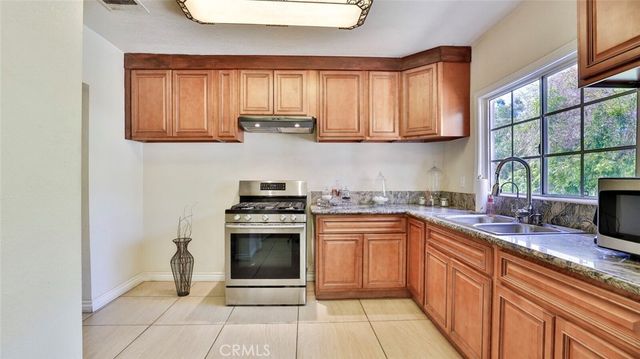 10058 Sunland Boulevard, Sunland, CA 91040