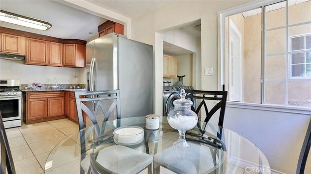 10058 Sunland Boulevard, Sunland, CA 91040