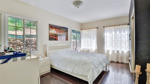 10058 Sunland Boulevard, Sunland, CA 91040