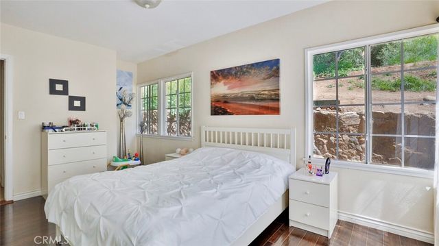 10058 Sunland Boulevard, Sunland, CA 91040