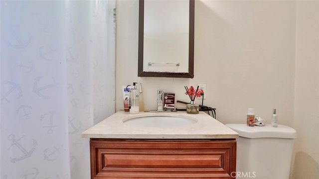 10058 Sunland Boulevard, Sunland, CA 91040