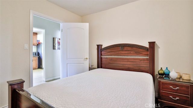 10058 Sunland Boulevard, Sunland, CA 91040