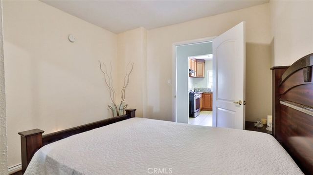 10058 Sunland Boulevard, Sunland, CA 91040