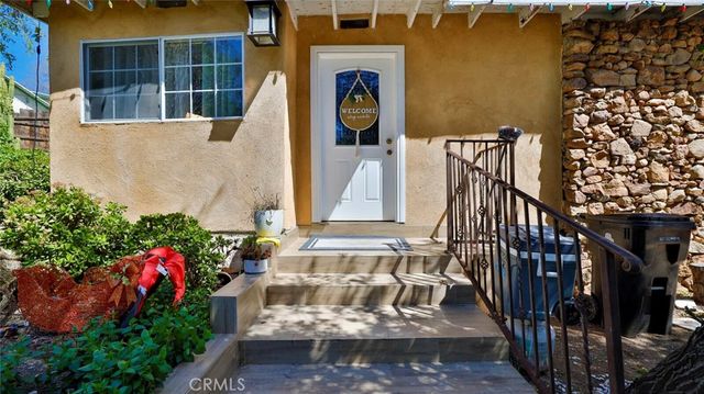 10058 Sunland Boulevard, Sunland, CA 91040