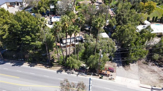 10058 Sunland Boulevard, Sunland, CA 91040