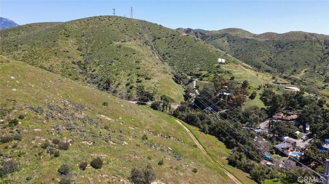 10058 Sunland Boulevard, Sunland, CA 91040