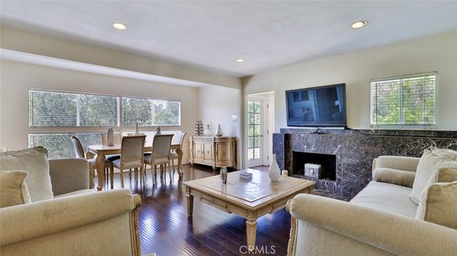 10058 Sunland Boulevard, Sunland, CA 91040