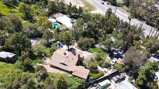 10058 Sunland Boulevard, Sunland, CA 91040