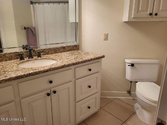 3808 Acadian Village Drive, Ocean Springs, MS 39564