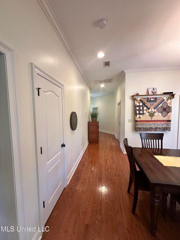 3808 Acadian Village Drive, Ocean Springs, MS 39564